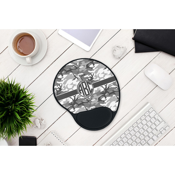 Camo Mouse Pad with Wrist Rest - LIFESYTLE 1