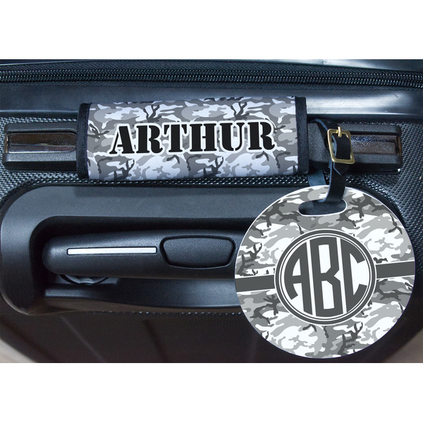 Camo Round Luggage Tag & Handle Wrap - In Context