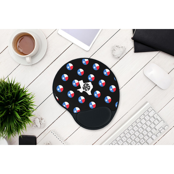 Texas Polka Dots Mouse Pad with Wrist Rest - LIFESYTLE 1