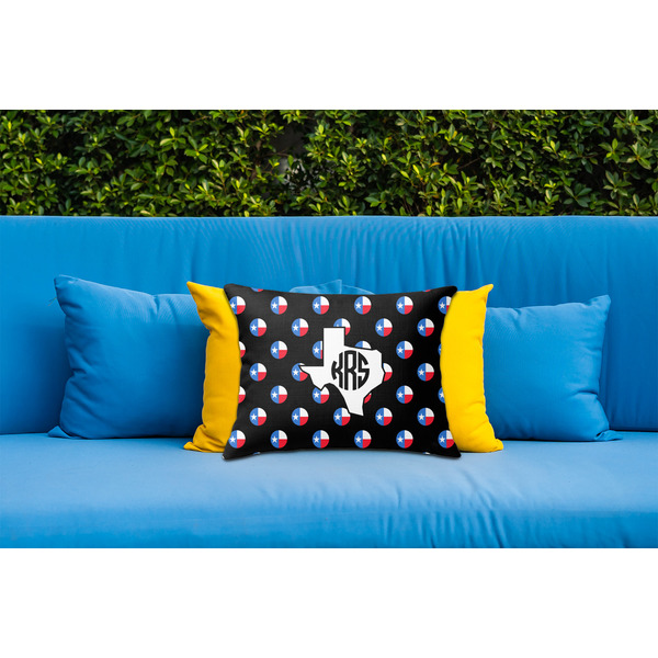 Texas Polka Dots Outdoor Throw Pillow  - LIFESTYLE (Rectangular - 20x14)