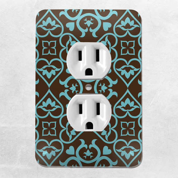 Floral Electric Outlet Plate - LIFESTYLE