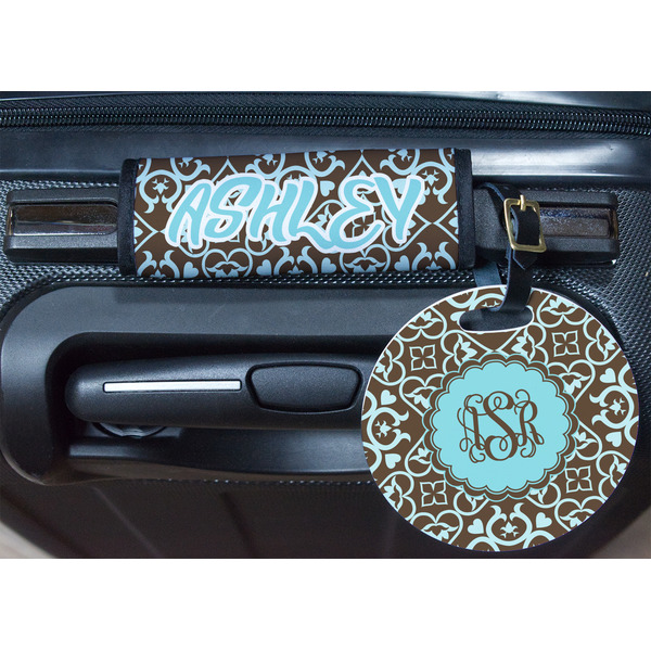 Floral Round Luggage Tag & Handle Wrap - In Context