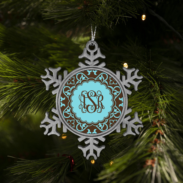 Floral Vintage Snowflake - (LIFESTYLE)