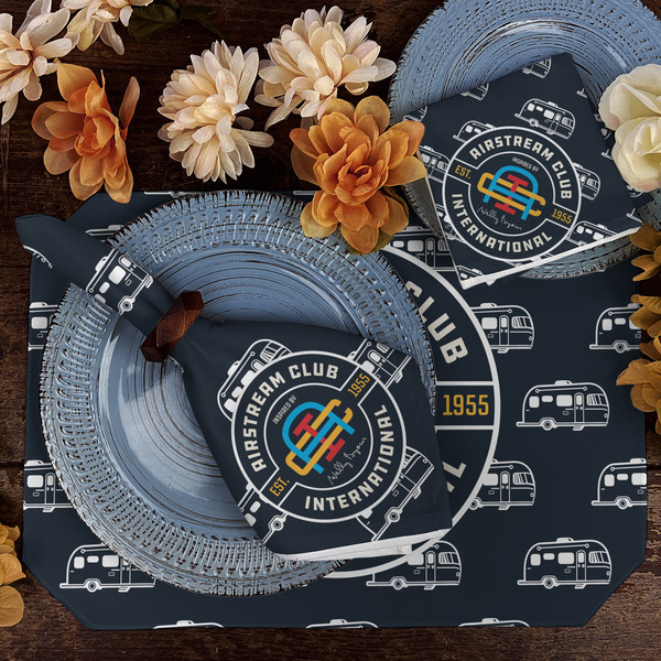 Airstream Club International Logo Dining Set