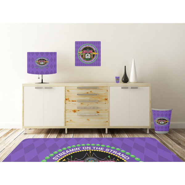 Streamin' on the Strand Square Wall Decal Wooden Desk