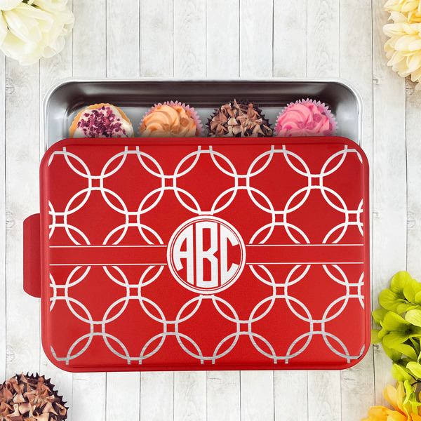 Linked Circles Aluminum Baking Pan - Red Lid - LIFESTYLE