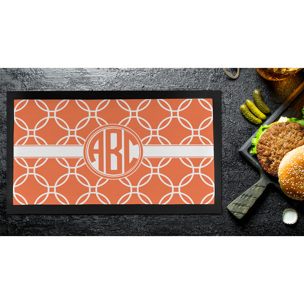 Linked Circles Bar Mat - Small - LIFESTYLE