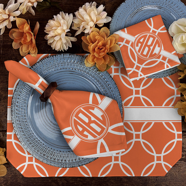 Linked Circles Dining Set