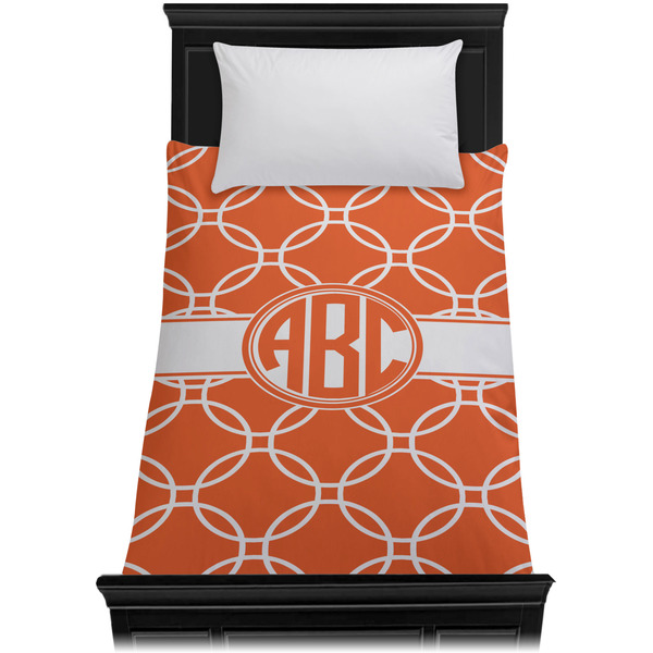 Linked Circles Duvet Cover - Twin - On Bed - No Prop