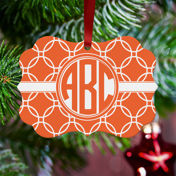 Linked Circles Metal Benilux Ornament - Lifestyle