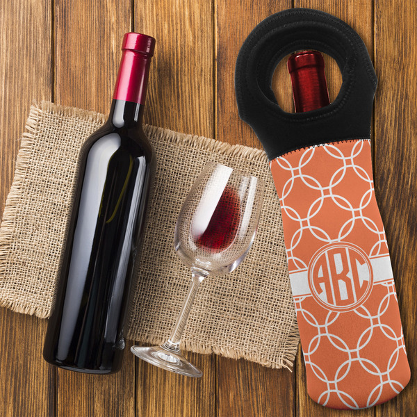 Linked Circles Wine Tote Bag - FLATLAY