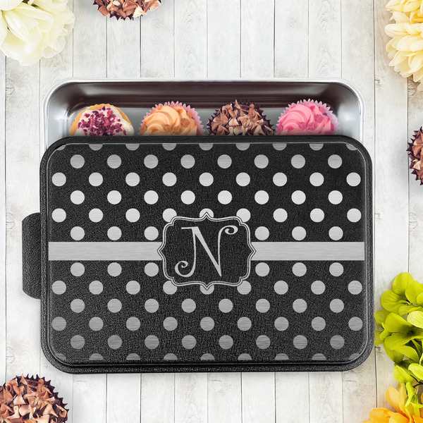 Polka Dots Aluminum Baking Pan - Black Lid - LIFESTYLE