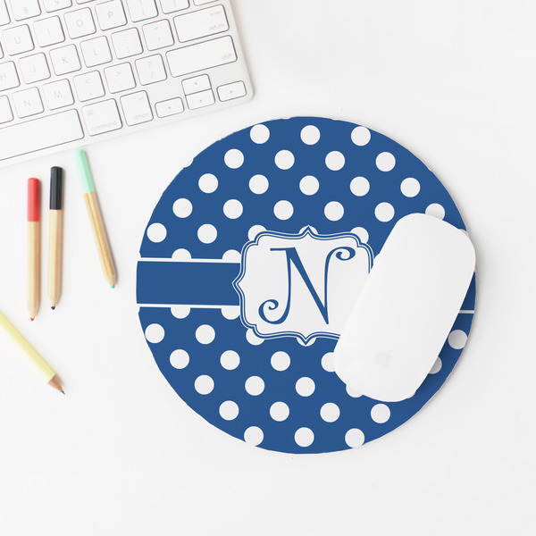 Polka Dots Round Mousepad - LIFESTYLE 2