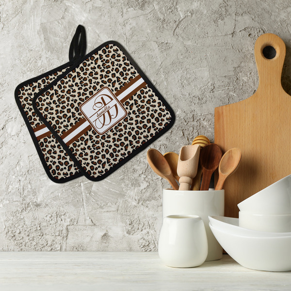 Leopard Print Neoprene Pot Holder - Set of 2  LIFESTYLE