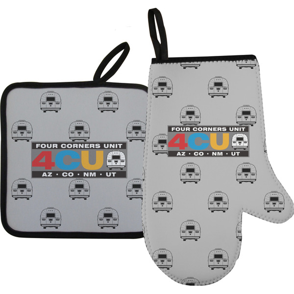 Custom 4 Corners Unit Airstream Club Oven Mitt & Pot Holder Set