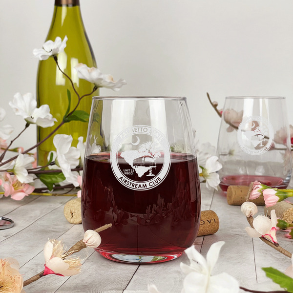 Palmetto State Airstream Club Logo Stemless Wine Glass - In Context