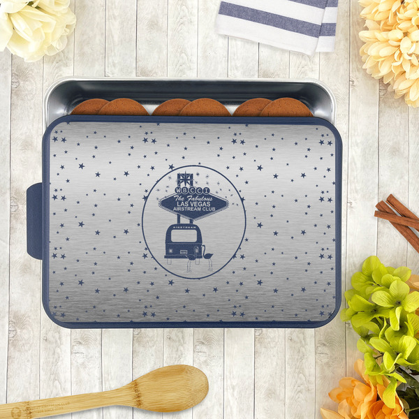 Las Vegas Airstream Club Aluminum Baking Pan - Navy Lid - LIFESTYLE