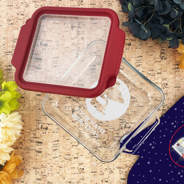 Las Vegas Airstream Club Glass Cake Dish - 8"x8" - Lifestyle