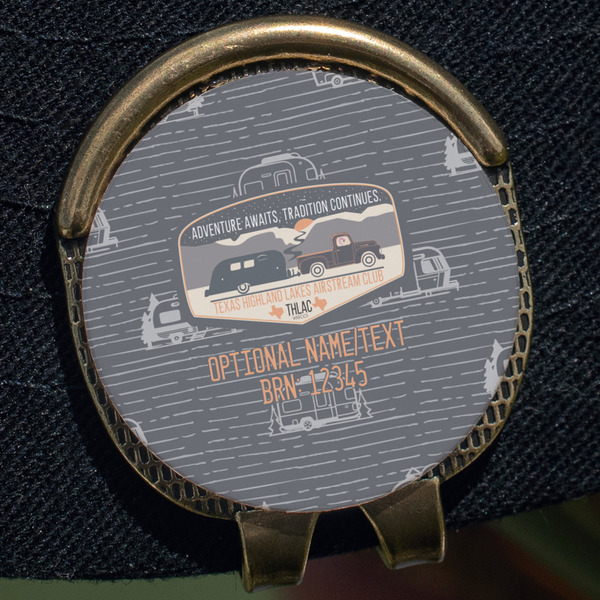 Texas Highland Lakes Airstream Club Logo Golf Ball Marker Hat Clip - Gold - Close Up