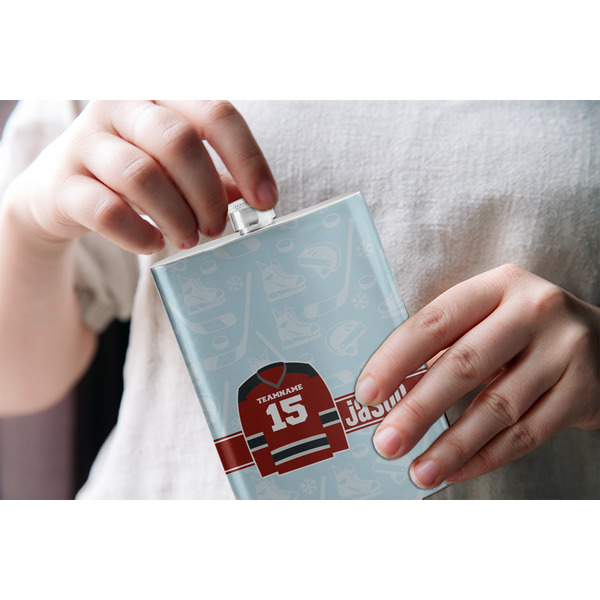 Hockey Stainless Steel Flask - LIFESTYLE 1