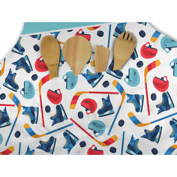 Hockey 2 Apron - Pocket Detail with Props
