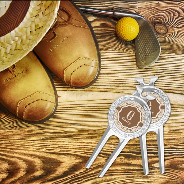 Coffee Lover Divot Tool - LIFESTYLE