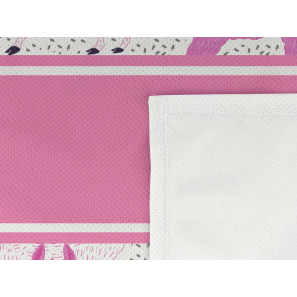 Llamas Cooling Towel- Detail