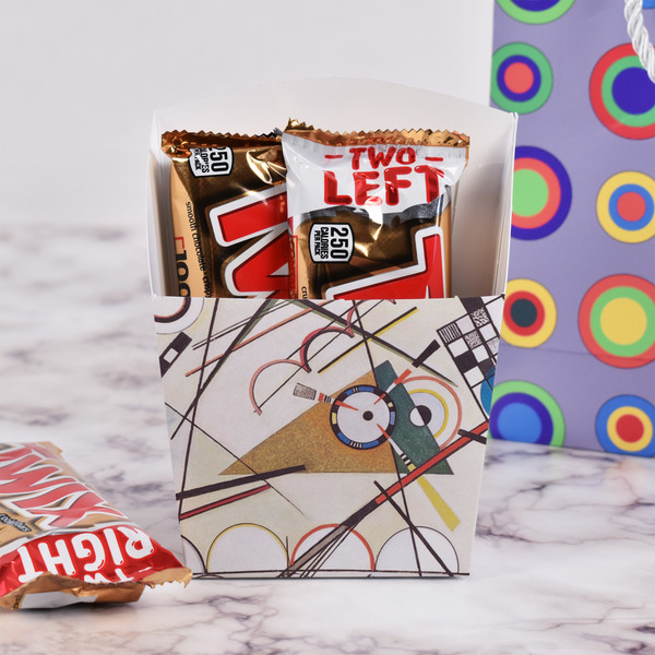 Kandinsky Composition 8 French Fry Favor Box - w/ Treats View