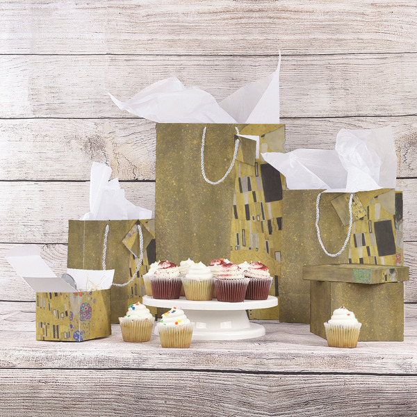 The Kiss (Klimt) - Lovers Gift Bags - In Context