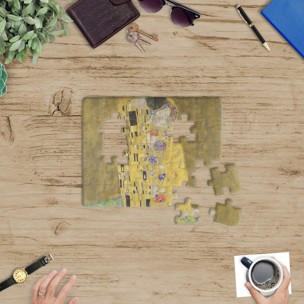 The Kiss (Klimt) - Lovers Jigsaw Puzzle 30 Piece - In Context