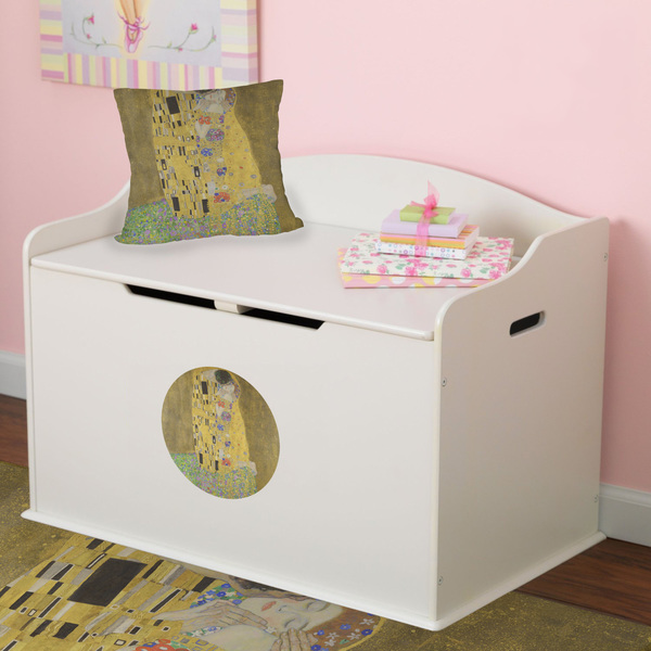 The Kiss - Lovers Round Wall Decal on Toy Chest