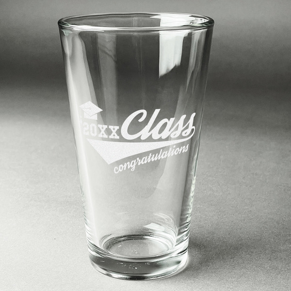 Custom Graduating Students Pint Glass - Engraved (Single) (Personalized)