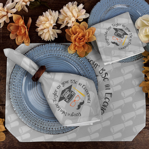 Hipster Graduate Dining Set