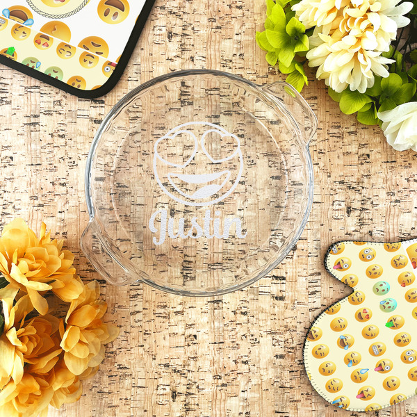 Emojis Glass Pie Dish - LIFESTYLE