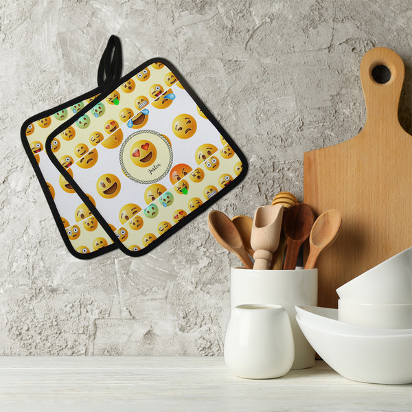 Emojis Neoprene Pot Holder - Set of 2  LIFESTYLE