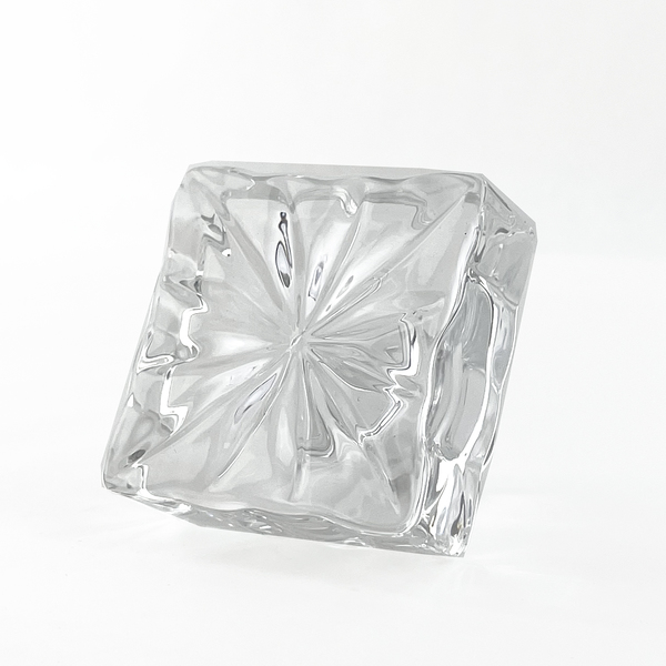 30oz Whiskey Decanter Square - TOP DETAIL