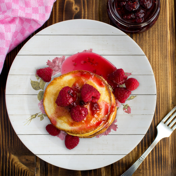 Custom Design - Melamine Plate 8 inches - LIFESTYLE