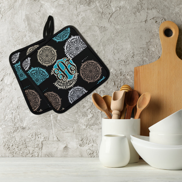 Custom Design - Neoprene Pot Holder - Set of 2  LIFESTYLE