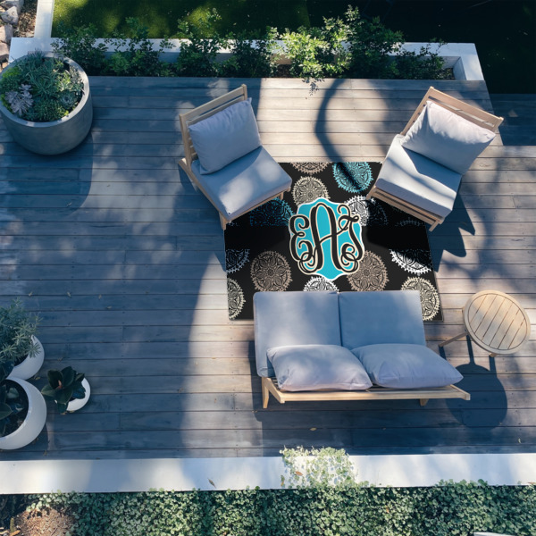 Custom Design - 5'x7' Patio Rug - In context