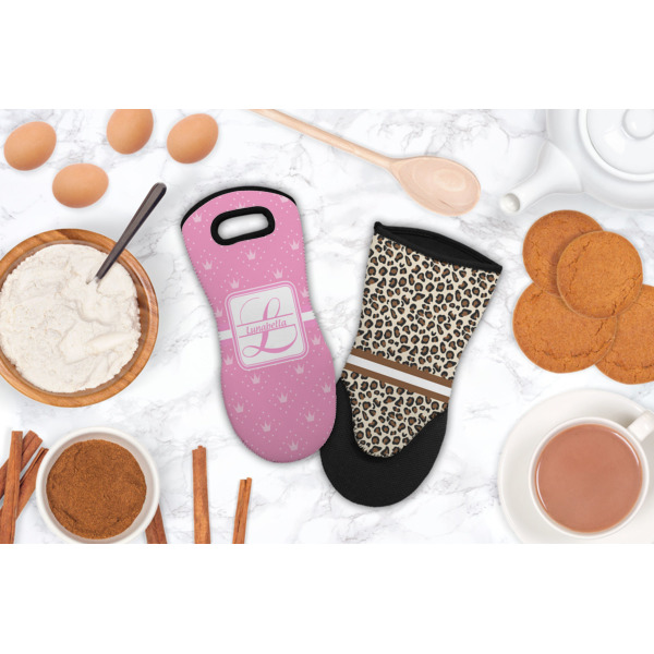 Custom Design - Neoprene Oven Mitt - Lifestyle Image