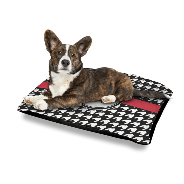 Custom Design - Outdoor Dog Beds - Medium - IN CONTEXT