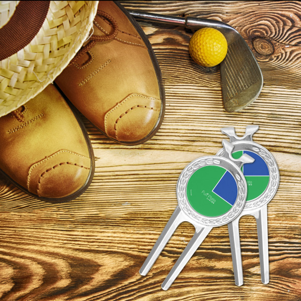 Custom Design - Divot Tool - LIFESTYLE