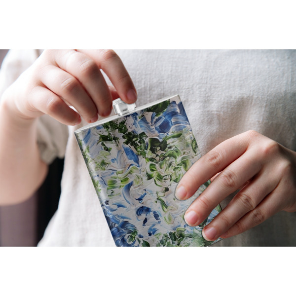 Custom Design - Stainless Steel Flask - LIFESTYLE 1