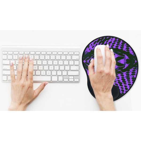 Custom Design - Mouse Pad with Wrist Rest - LIFESYTLE 2 (in use)