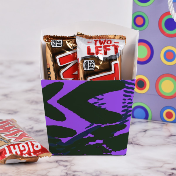 Custom Design - French Fry Favor Box - w/ Treats View