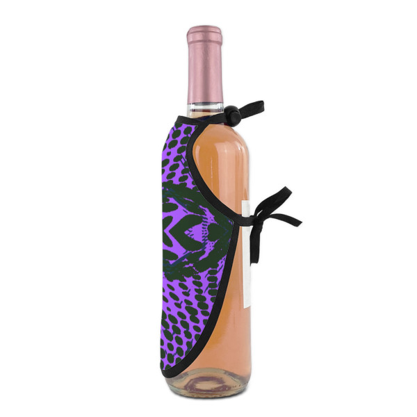 Custom Design - Wine Bottle Apron - DETAIL WITH CLIP ON NECK