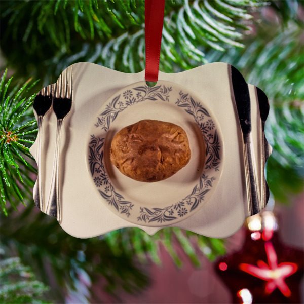 Custom Design - Metal Benilux Ornament - Lifestyle