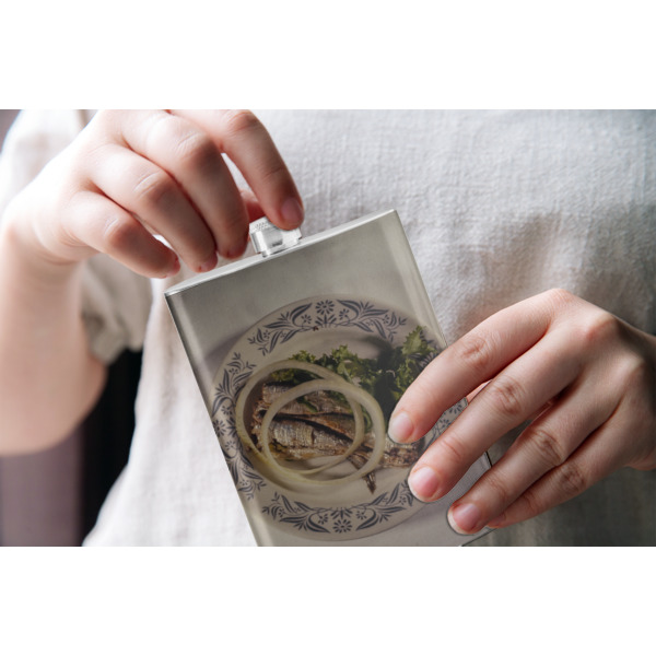 Custom Design - Stainless Steel Flask - LIFESTYLE 1