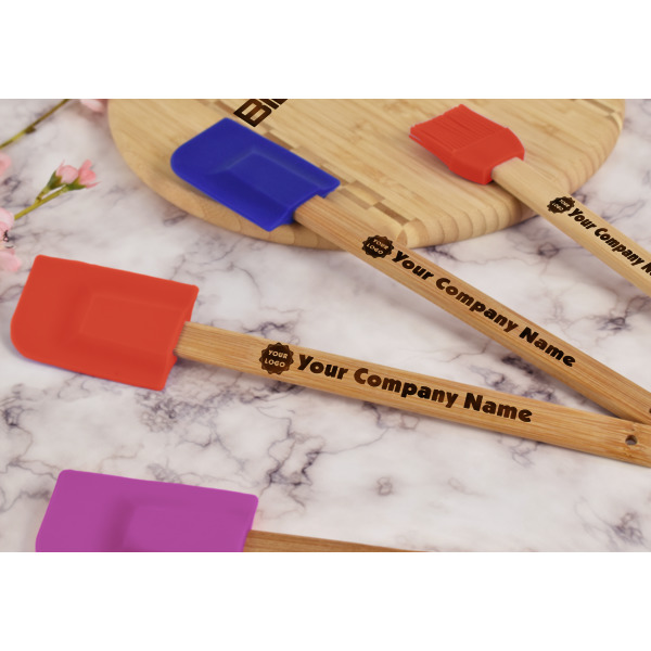Custom Design - Silicone Spatula - Red - Lifestyle