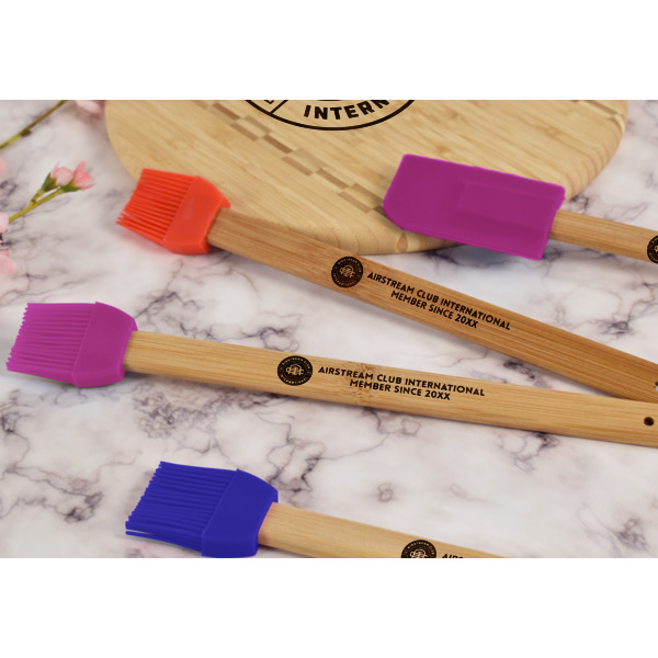 Custom Design - Silicone Brush - Purple - Lifestyle